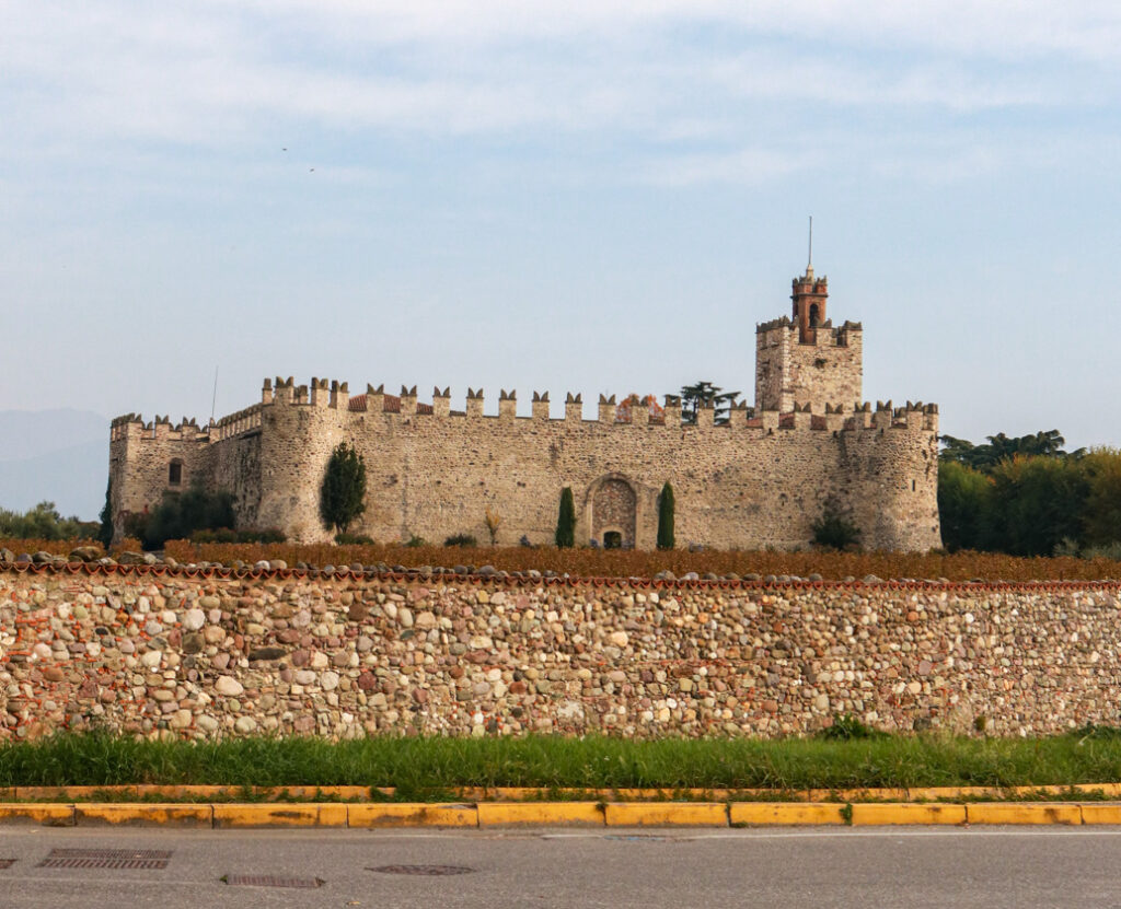 franciacorta wine region castle