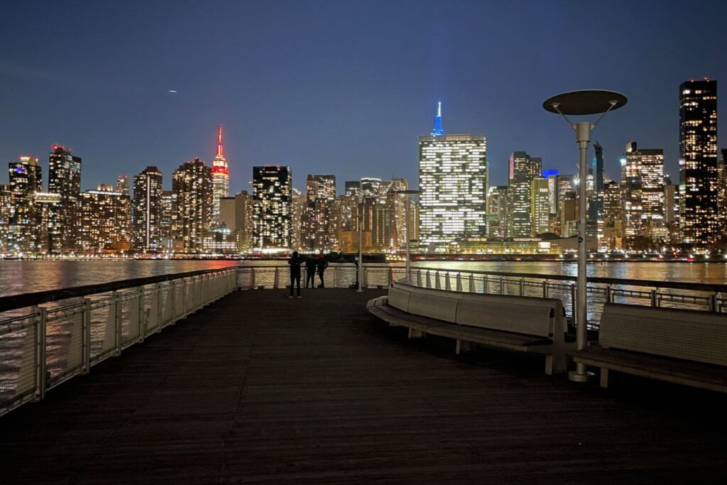 View of Manhattan skyline from Gantry State Park in Queens